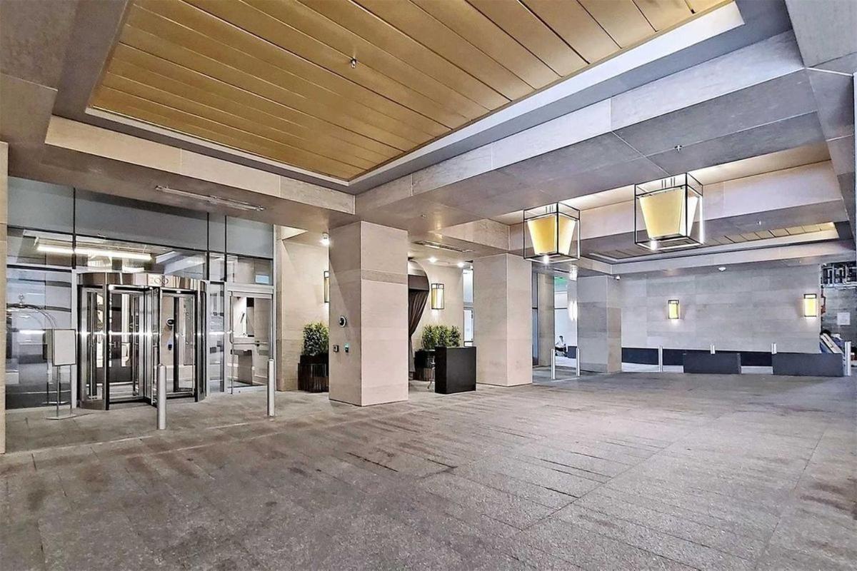 2 Bedroom Plus Den Condo Toronto Zewnętrze zdjęcie